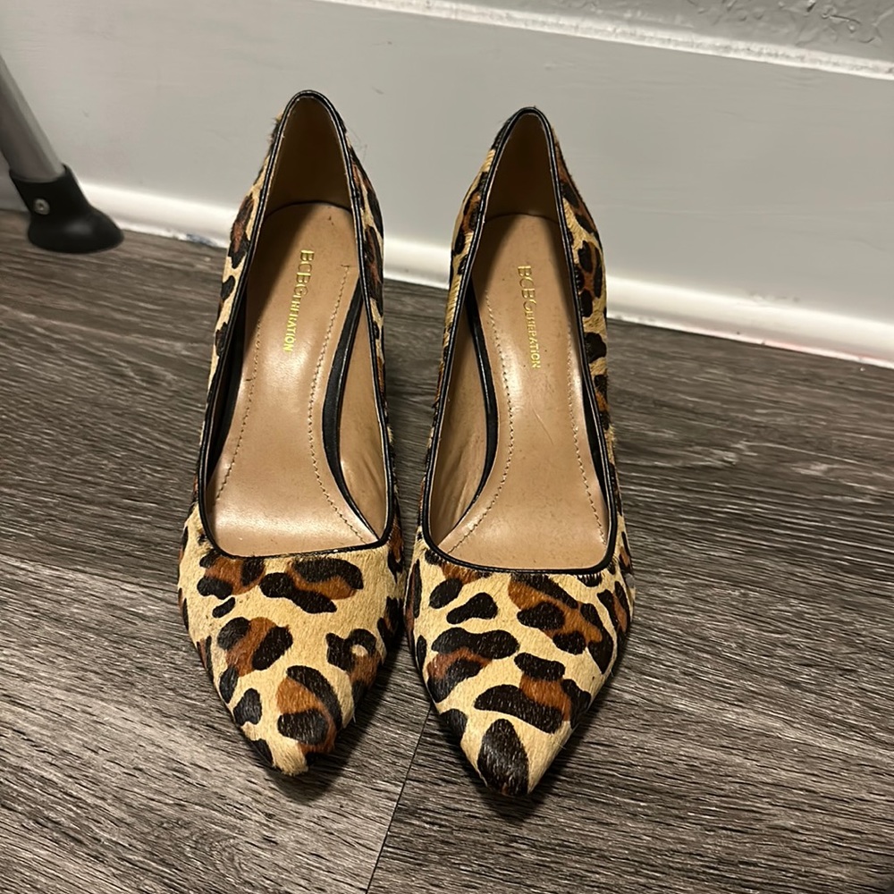 Leopard print BCBG heels
